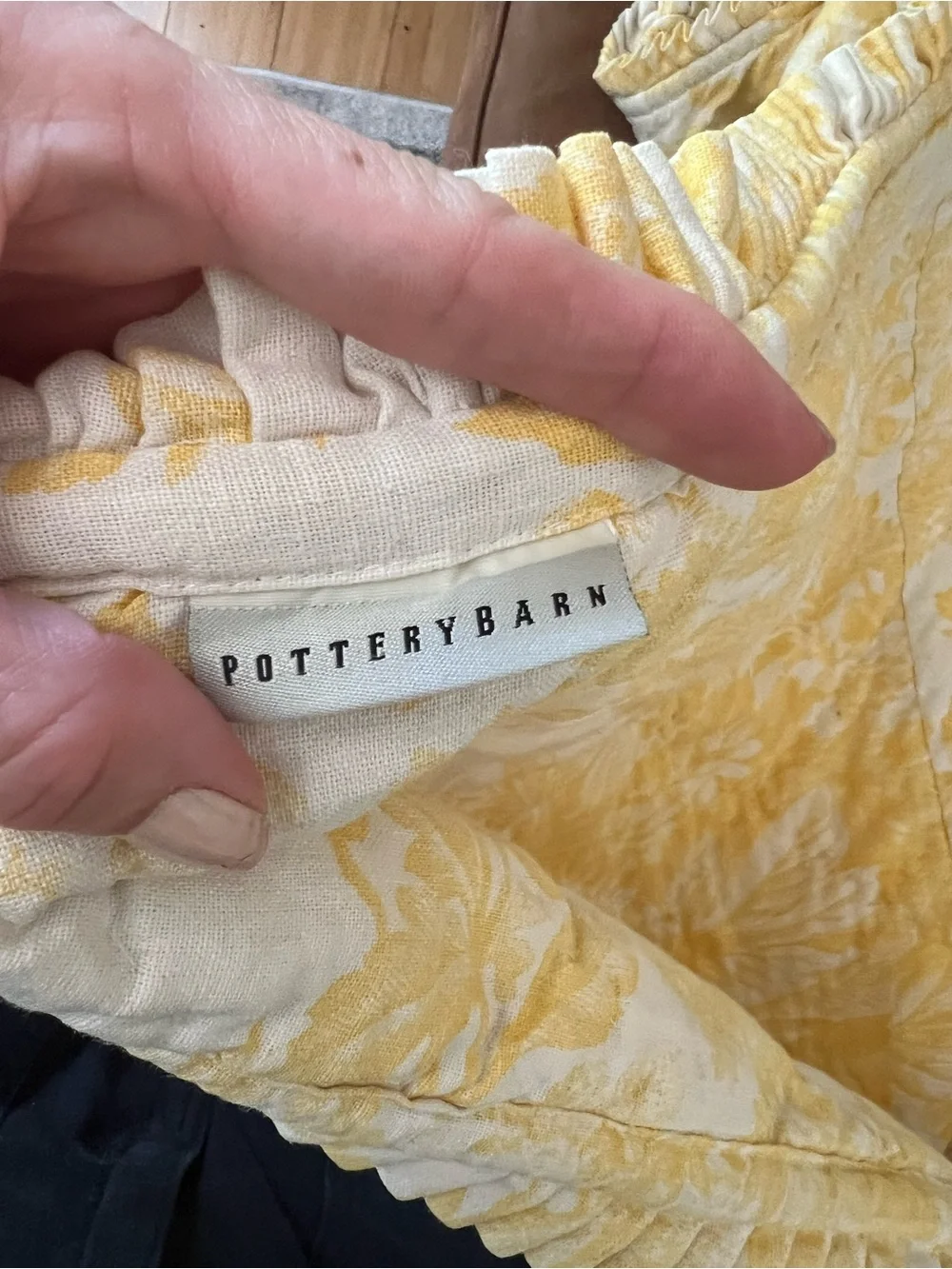 Pottery Barn Yellow Floral Quilted Coverlet Blanket size King